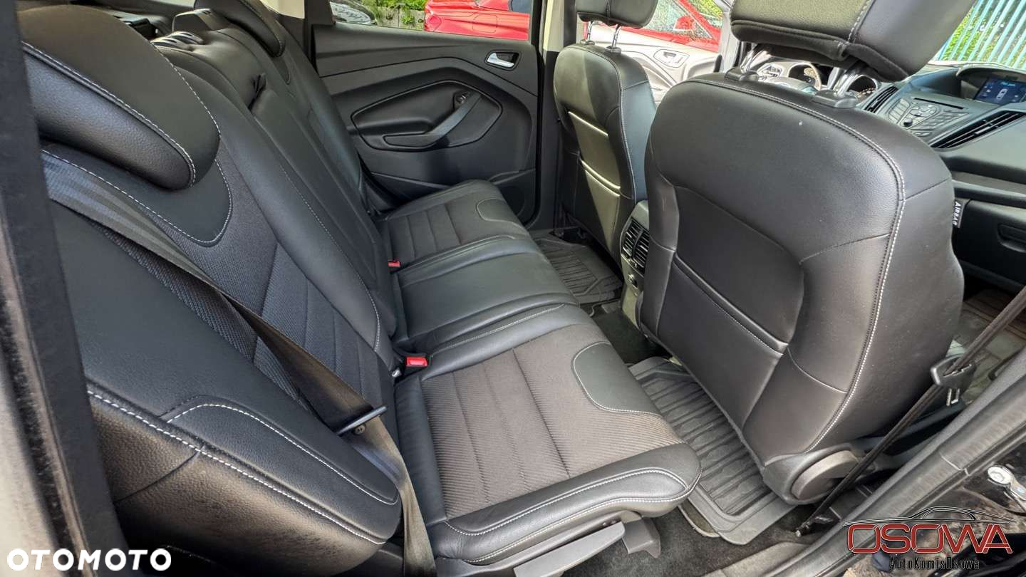 Ford Kuga - 28