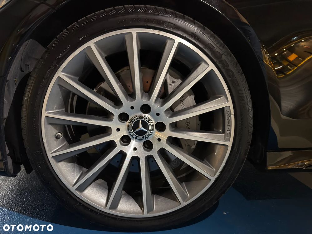 Mercedes-Benz Klasa C 300 9G-TRONIC AMG Line - 16