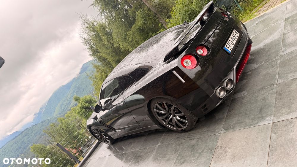 Nissan GT-R - 20