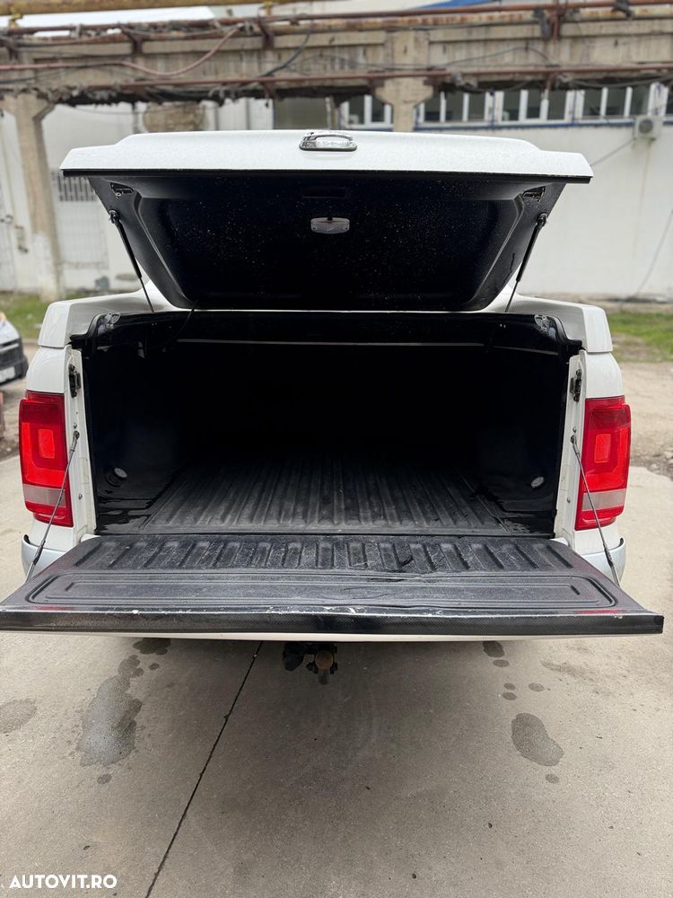Volkswagen Amarok - 12