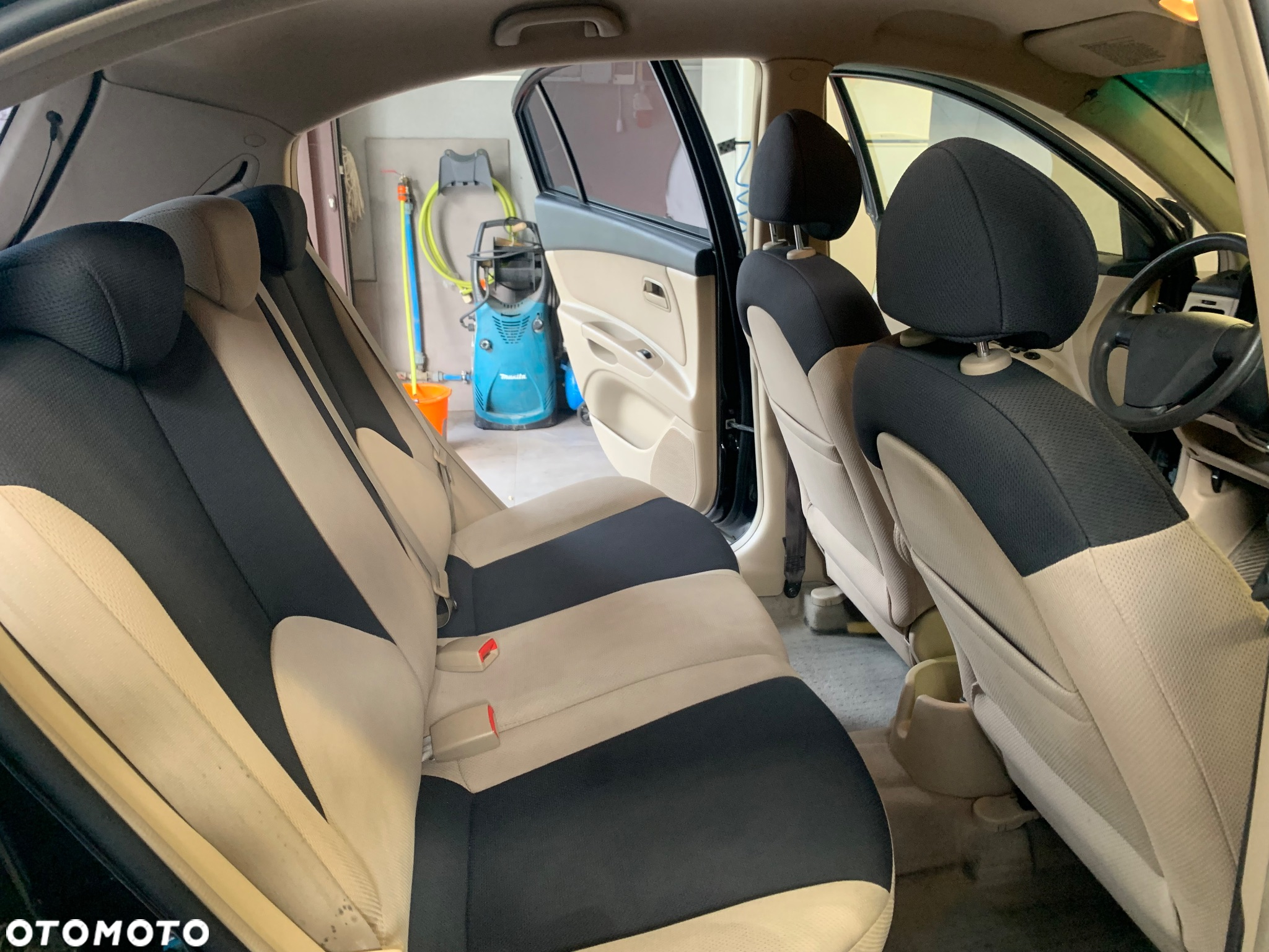 Kia Rio 1.4 Comfort - 10