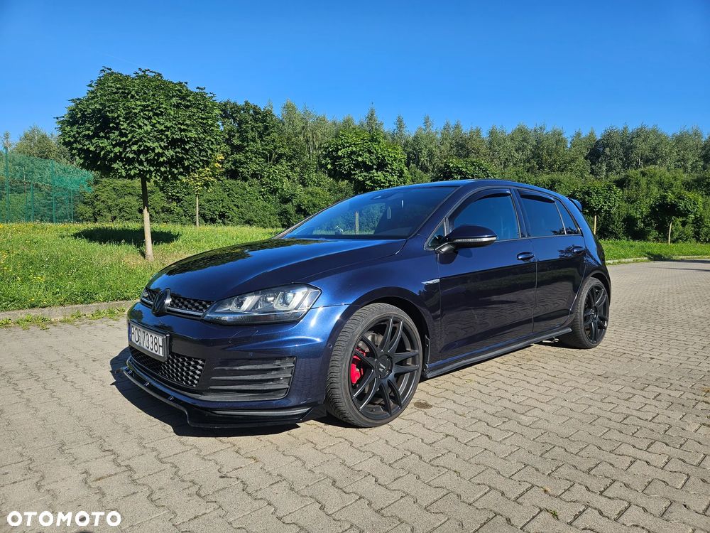 Volkswagen Golf 2.0 TDI BMT GTD DSG - 2