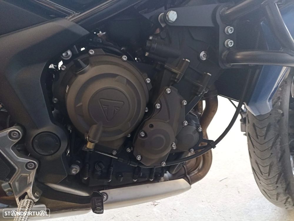 Triumph Tiger 660 - 6