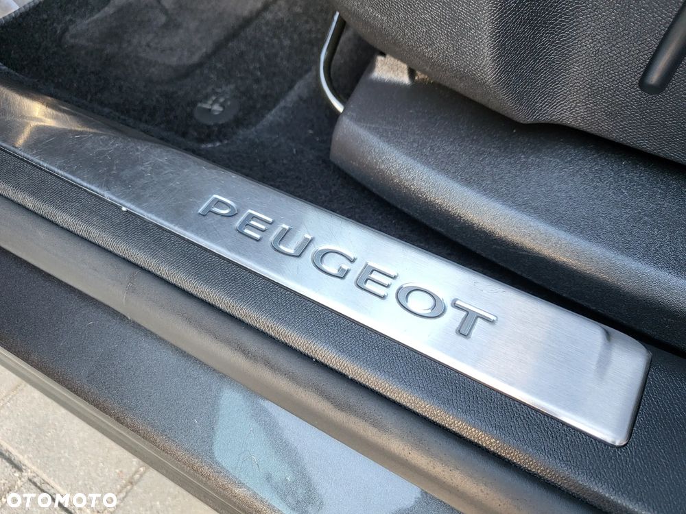 Peugeot 3008 2.0 BlueHDi GT S&S EAT8 - 19