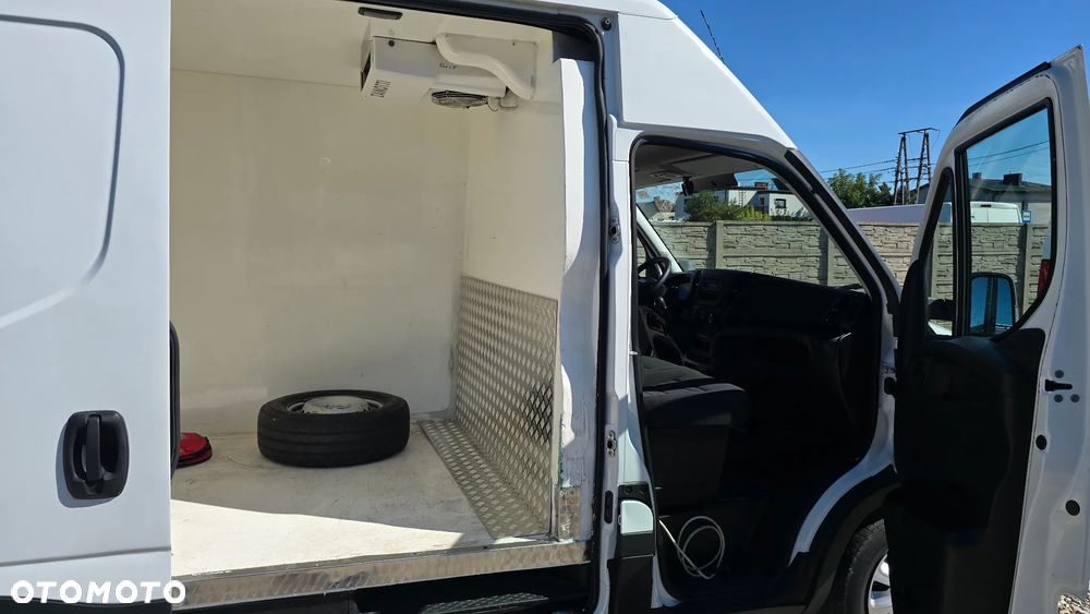 Iveco 35.140 BENZYNA + GAZ CNG CHŁODNIA - 14