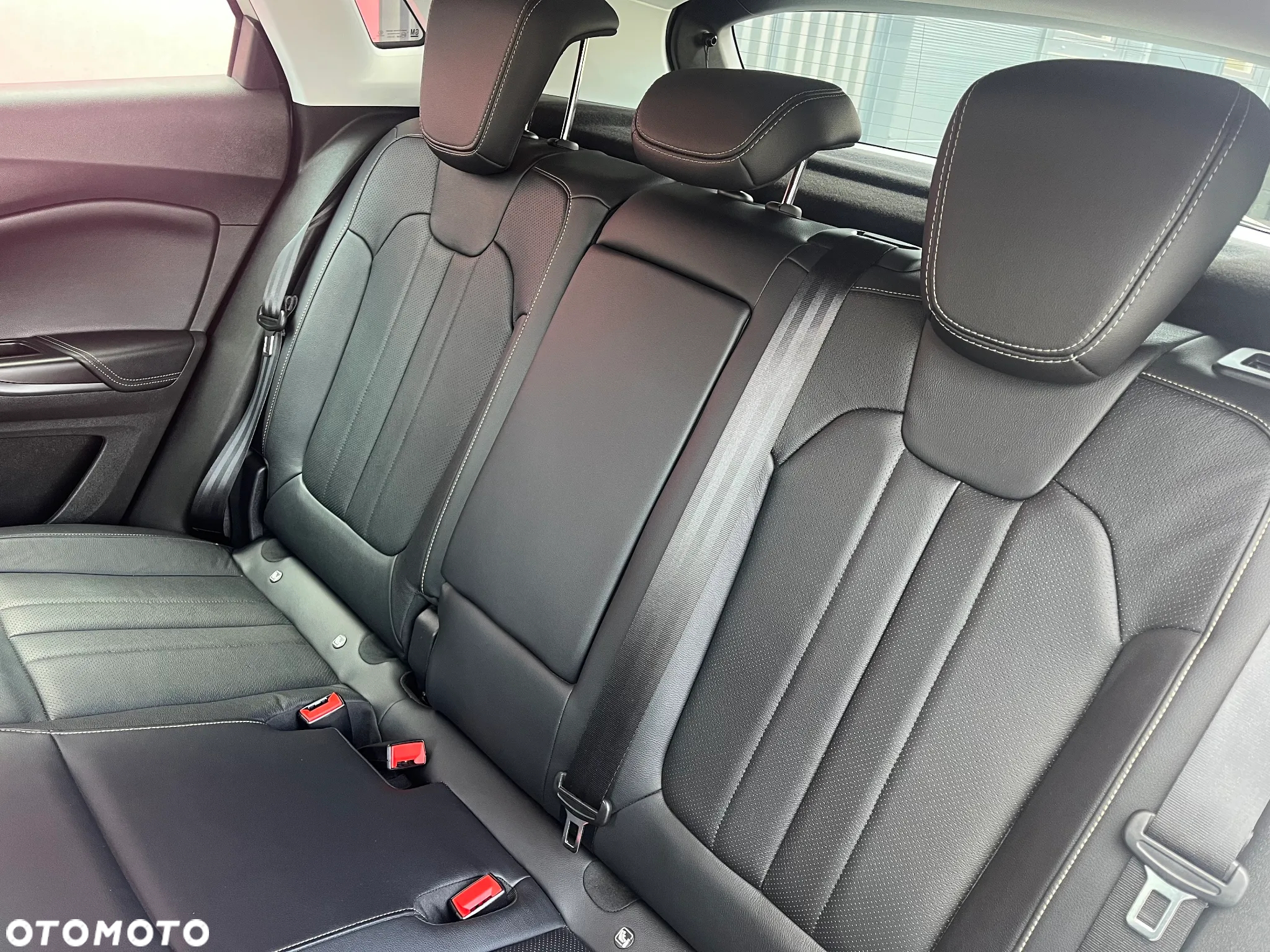 Opel Grandland X Plug-in-Hybrid 1.6 DI Start/Stop Business Edition - 16