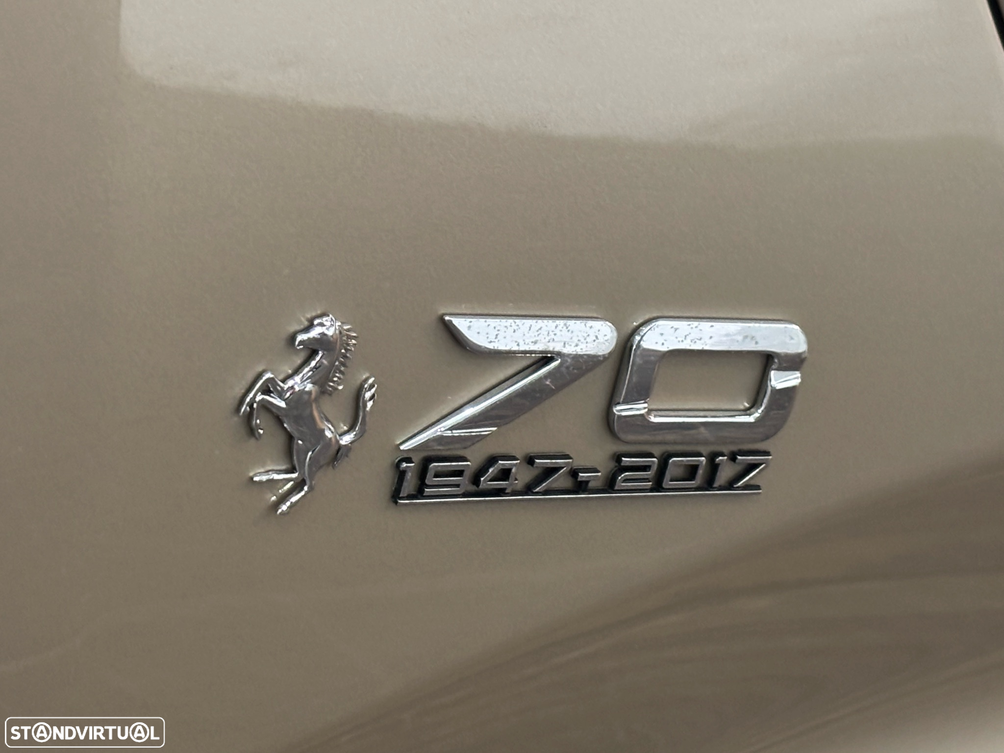 Ferrari California T - 24