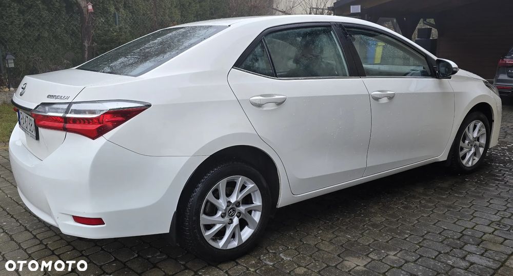 Toyota Corolla 1.6 Active - 5