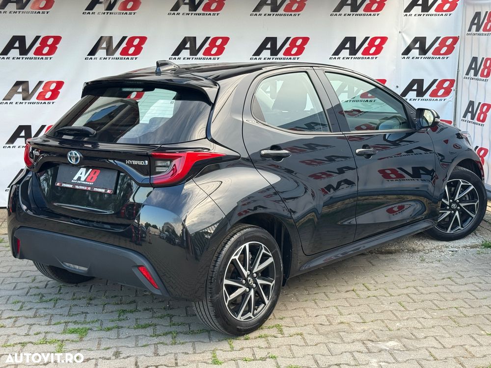 Toyota Yaris 1.5 VVT-i HSD Active - 4