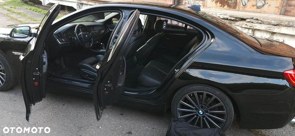 BMW Seria 5 520d Luxury Line - 9