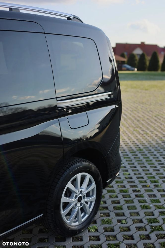 Ford Tourneo Connect 1.5 EcoBoost Titanium - 12