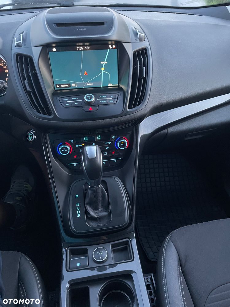 Ford Kuga 2.0 TDCi AWD Titanium - 25