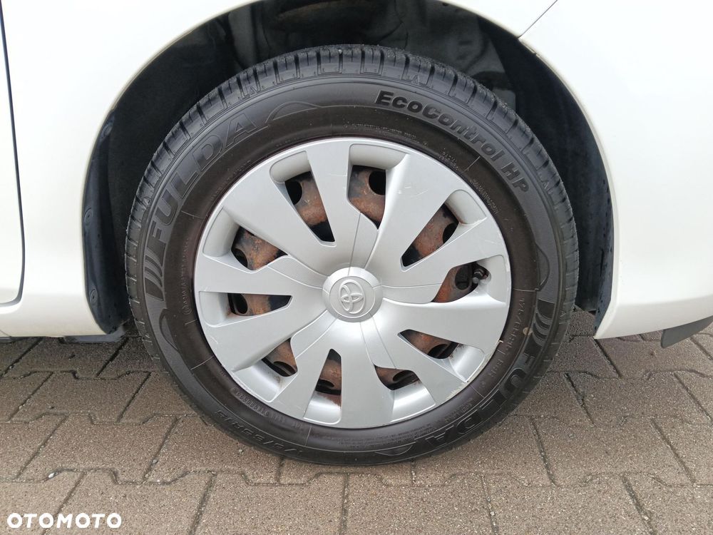 Toyota Yaris 1.0 Active EU6 - 10