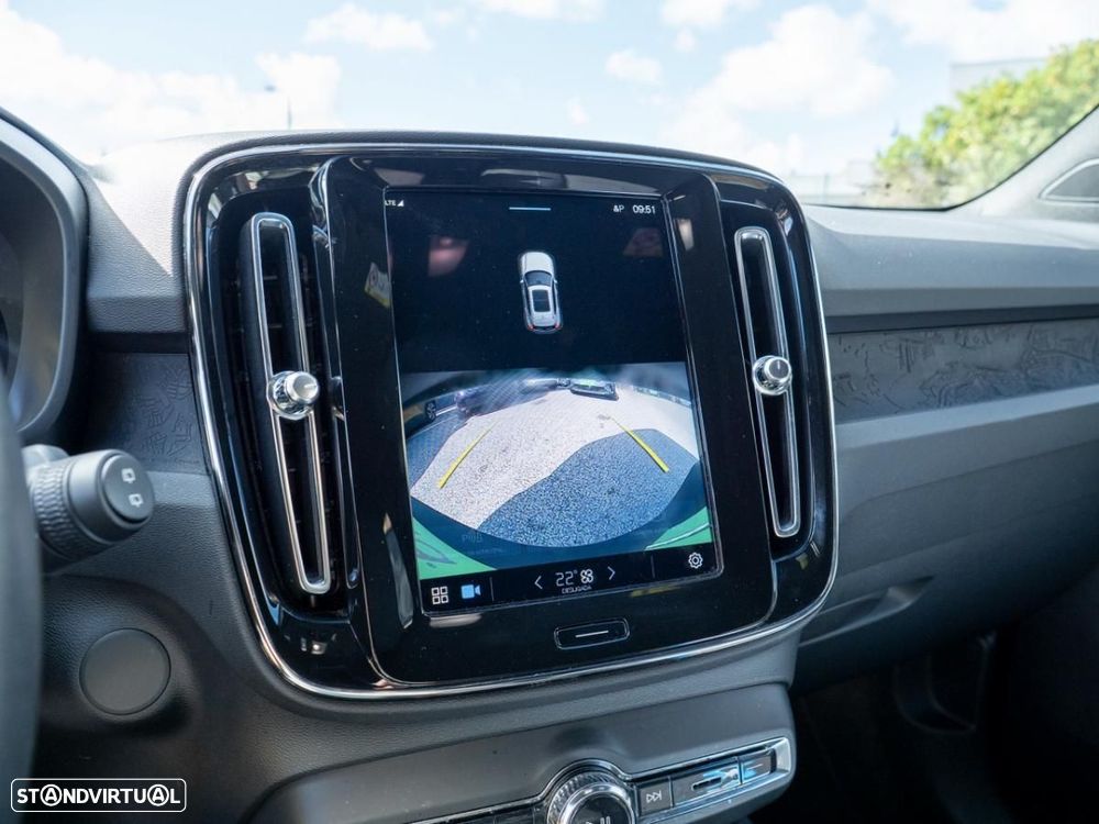 Volvo XC 40 Recharge Pro - 34