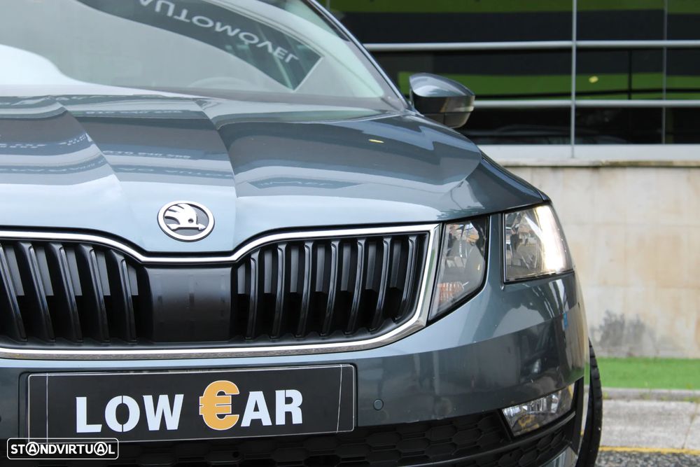 Skoda Octavia Break 1.6 TDi Ambition DSG - 3