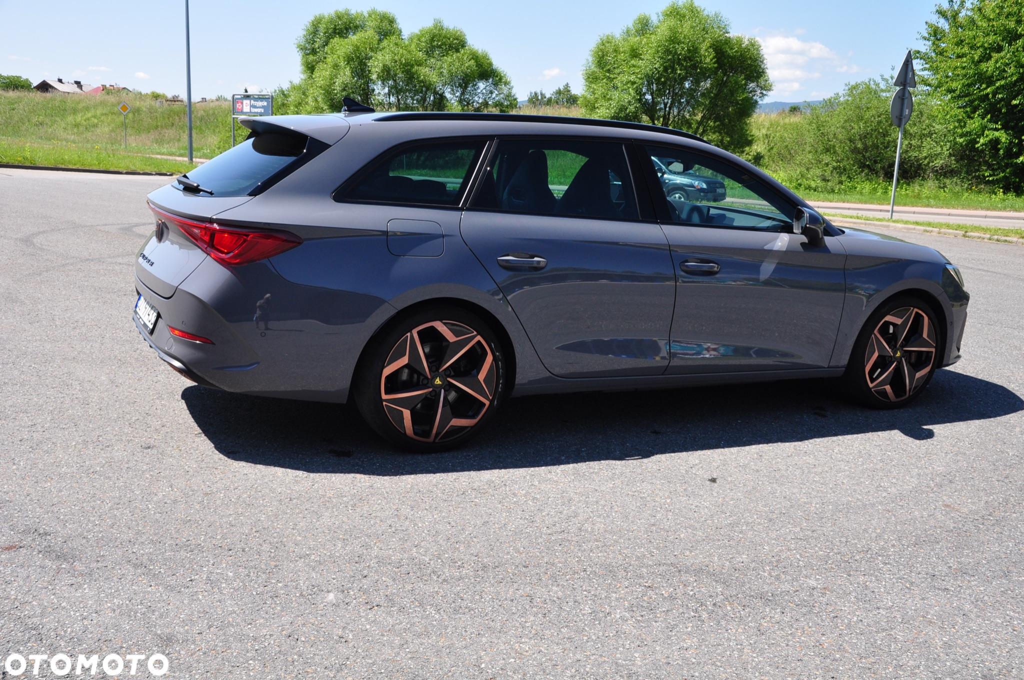 Cupra Leon Sportstourer 1.4 e-Hybrid (180 kW System) - 4