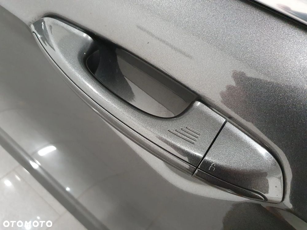 Ford Mondeo 2.0 TDCi Titanium PowerShift - 22