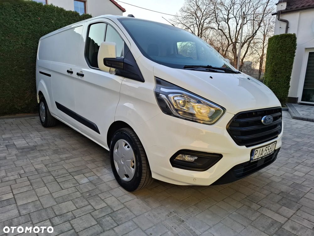 Ford TRANSIT CUSTOM - 1