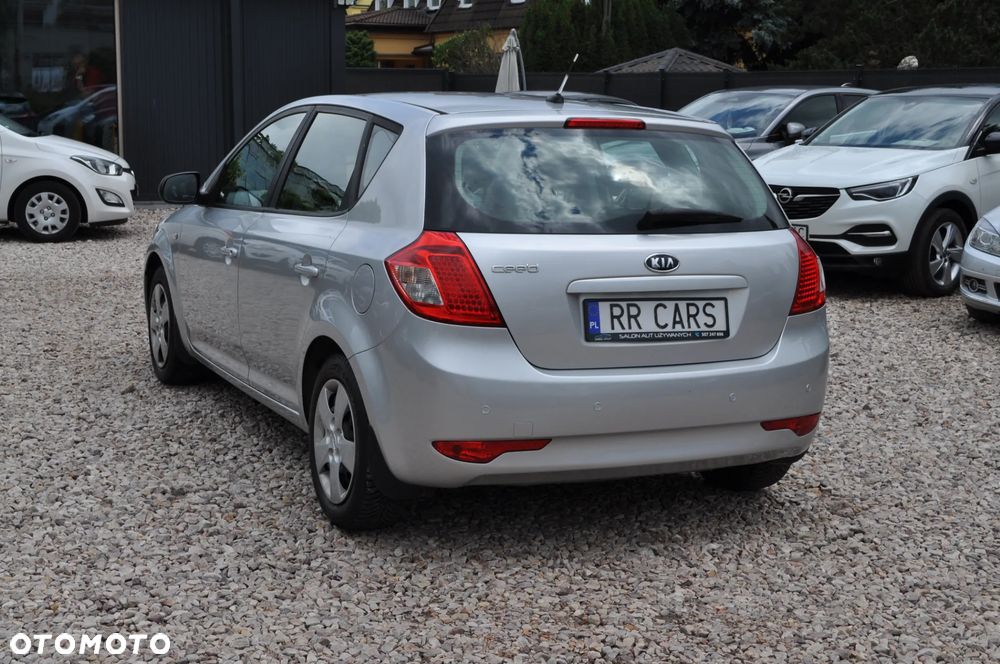 Kia Ceed 1.4 CVVT Edition 7 - 9