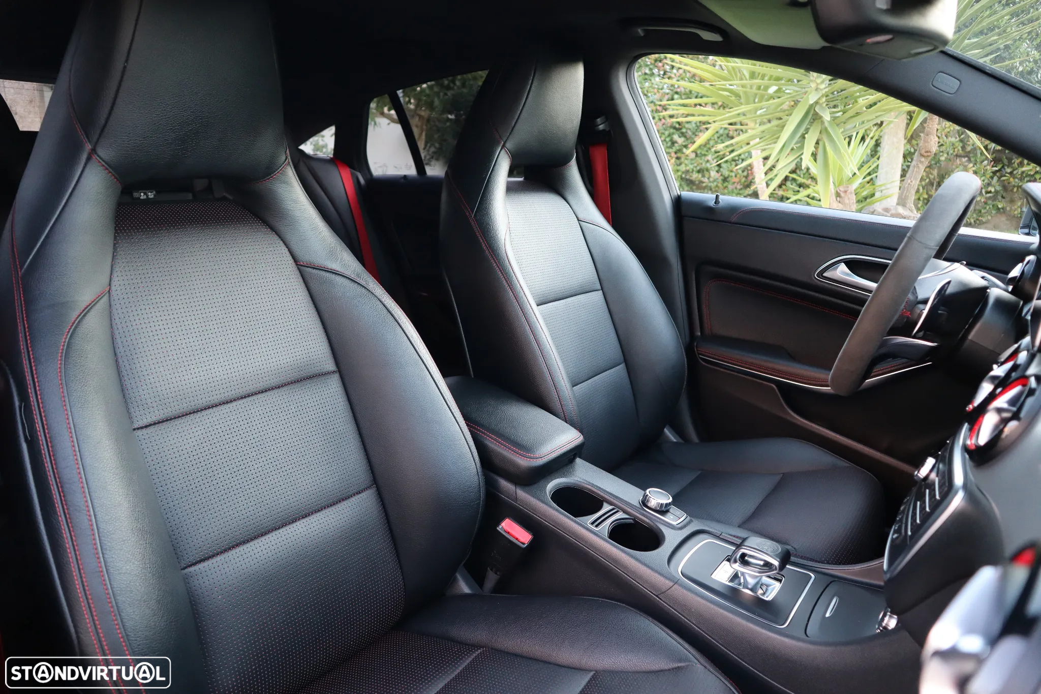 Mercedes-Benz CLA 45 AMG Shooting Brake 4Matic 7G-DCT - 24
