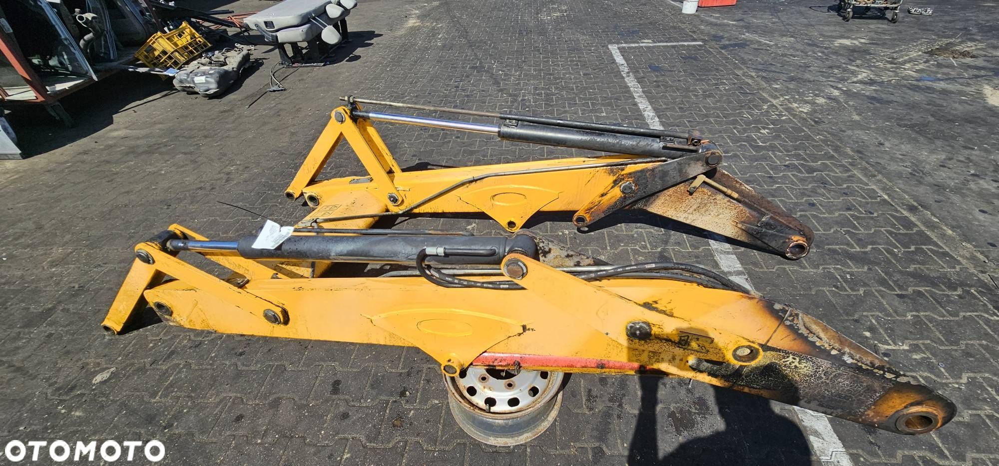RAMIE ŁADOWARKA JCB 3CX SIŁOWNIK - 1