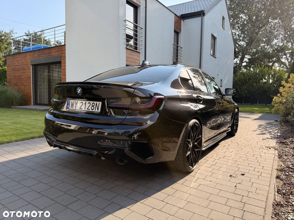 BMW Seria 3 330i xDrive M Sport sport - 4