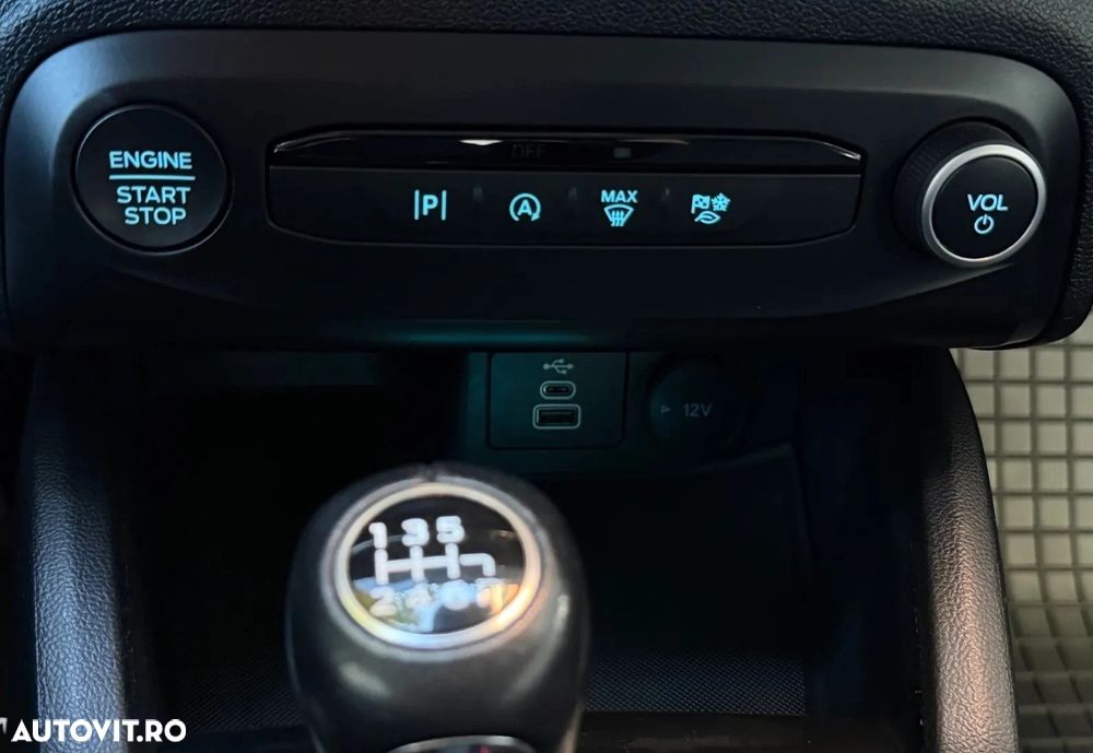 Ford Focus 1.0 EcoBoost Titanium - 11