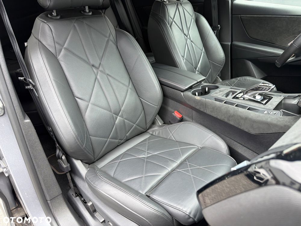 DS Automobiles DS 7 Crossback 1.6 E-Tense Performance Line + - 8