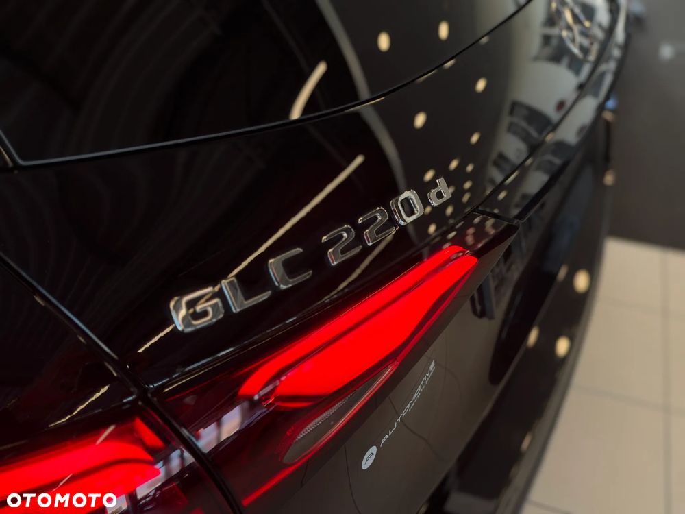 Mercedes-Benz GLC 220 d mHEV 4-Matic AMG Line - 11