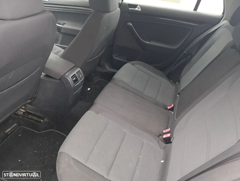 VW Golf Variant 1.6 TDi Style - 16