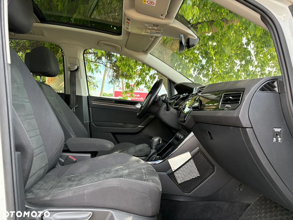 Volkswagen Touran 1.5 TSI EVO Highline DSG - 28