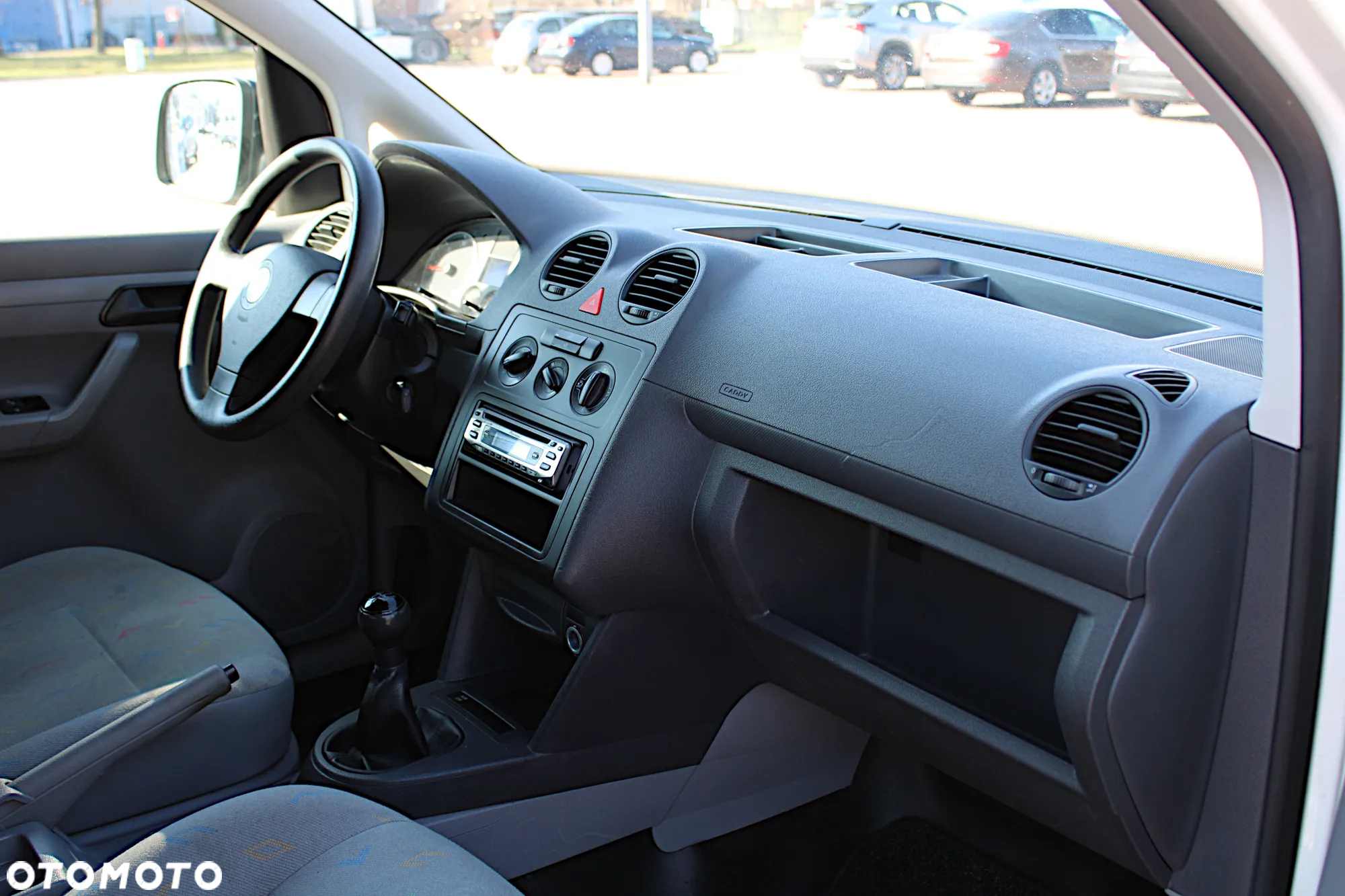 Volkswagen Caddy - 28
