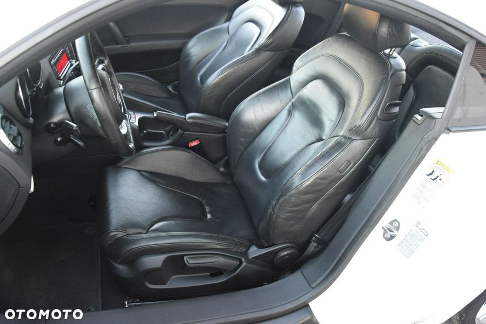 Audi TT Coupé - 25