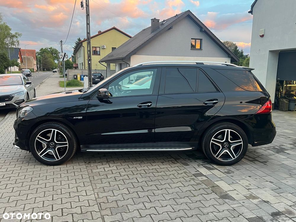 Mercedes-Benz GLE AMG 43 4Matic 9G-TRONIC AMG Line - 4