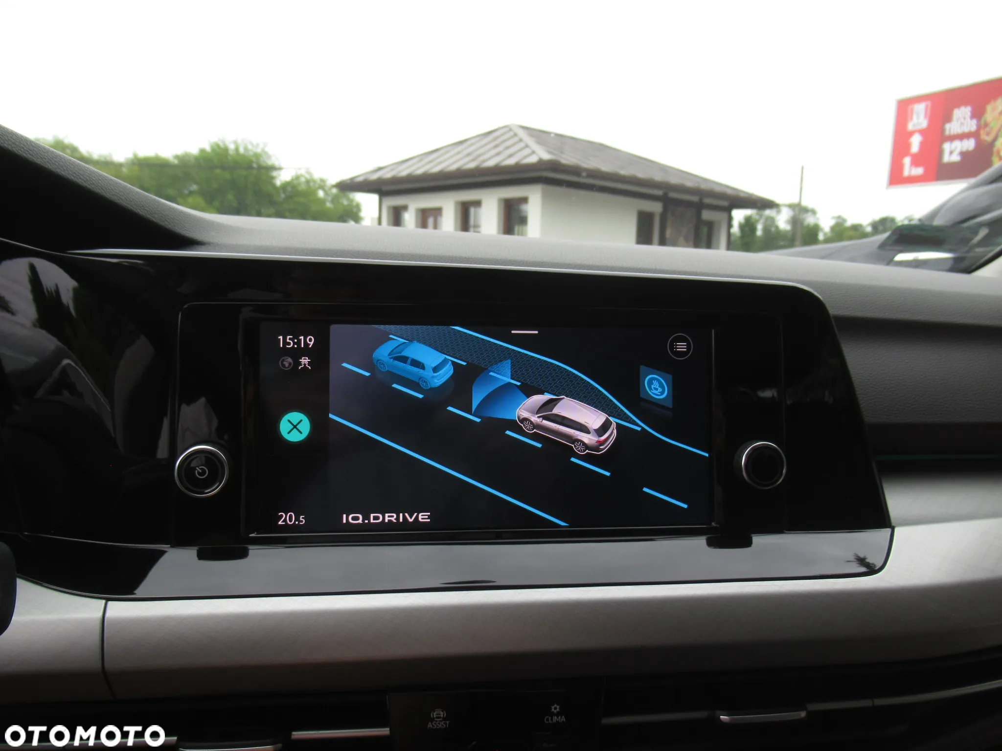 Volkswagen Golf VIII 1.5 TSI EVO Life - 18