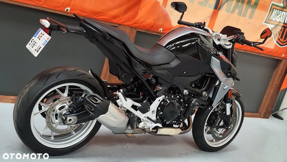 BMW R - 4