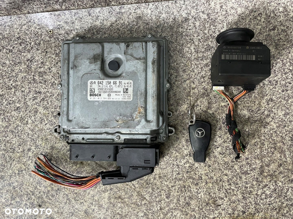 Sterownik silnika kluczyk stacyjka zestaw Mercedes ML W164 3.0 CDI V6 ORG