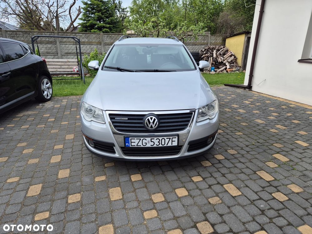 Volkswagen Passat 2.0 TDI DPF Trendline - 2