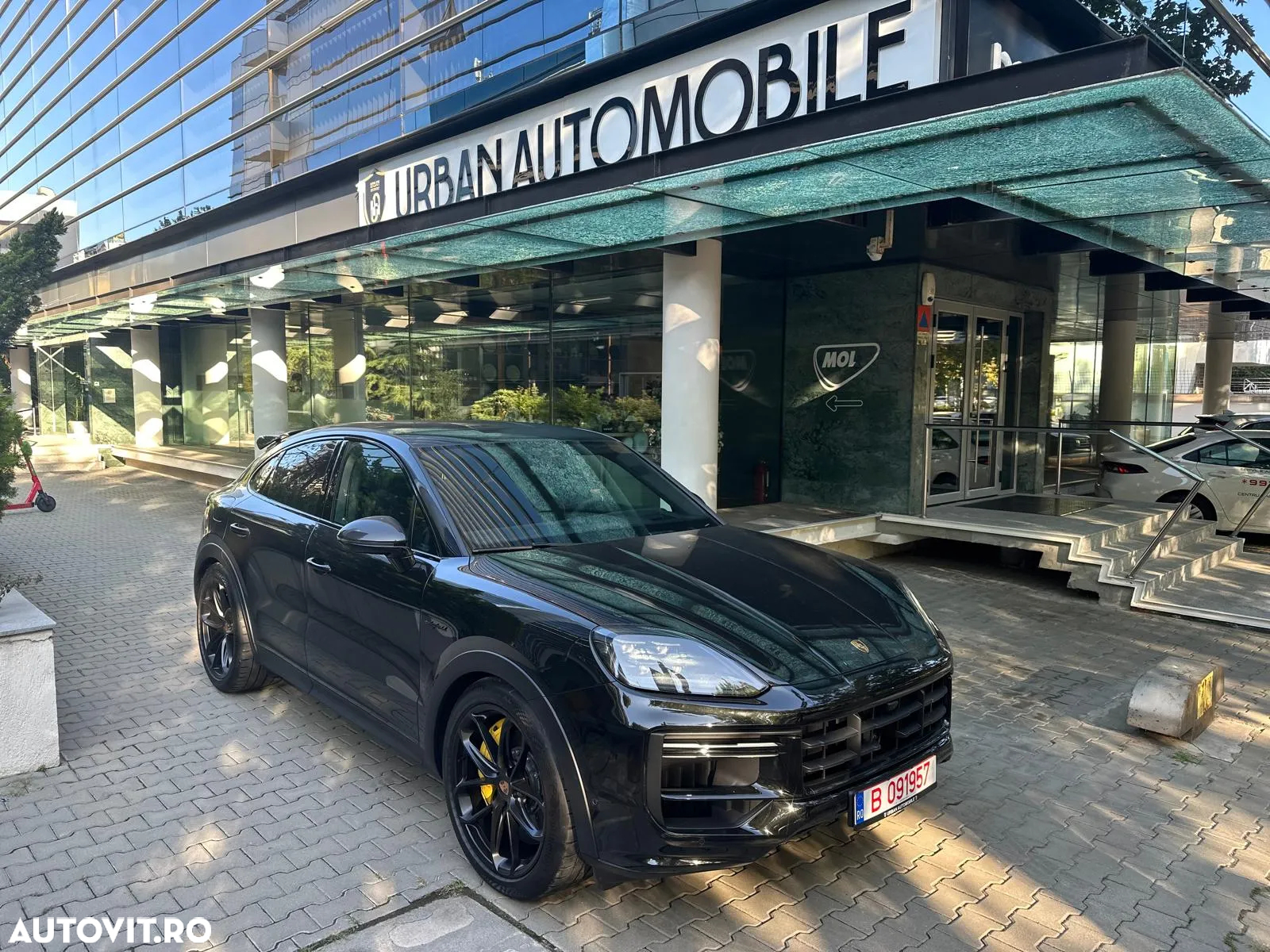 Porsche Cayenne Coupe Turbo E-Hybrid Tiptronic S GT-Paket - 17