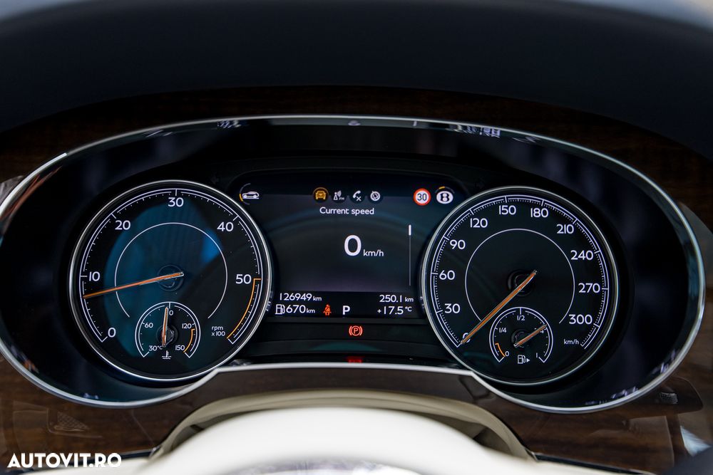 Bentley Bentayga - 28