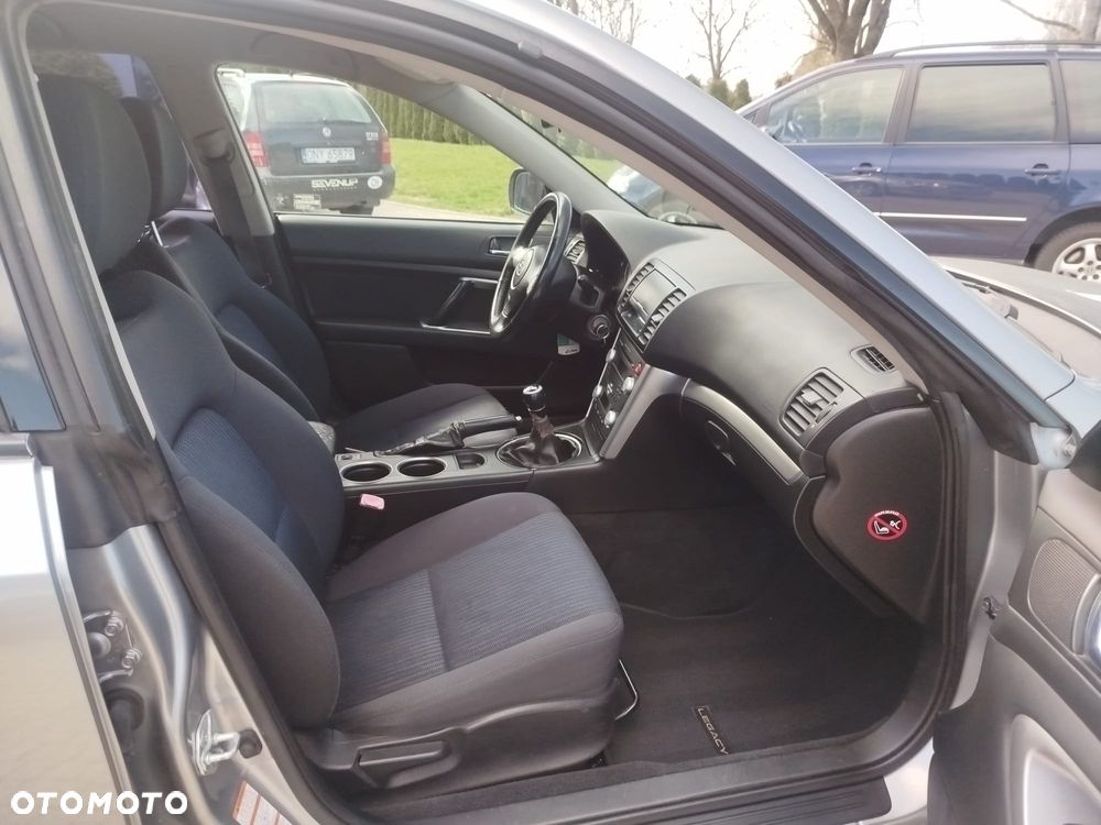 Subaru Legacy 2.0D Trend - 5