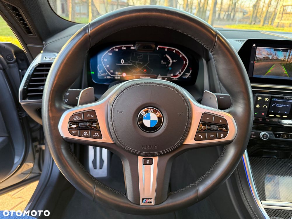 BMW Seria 8 - 31