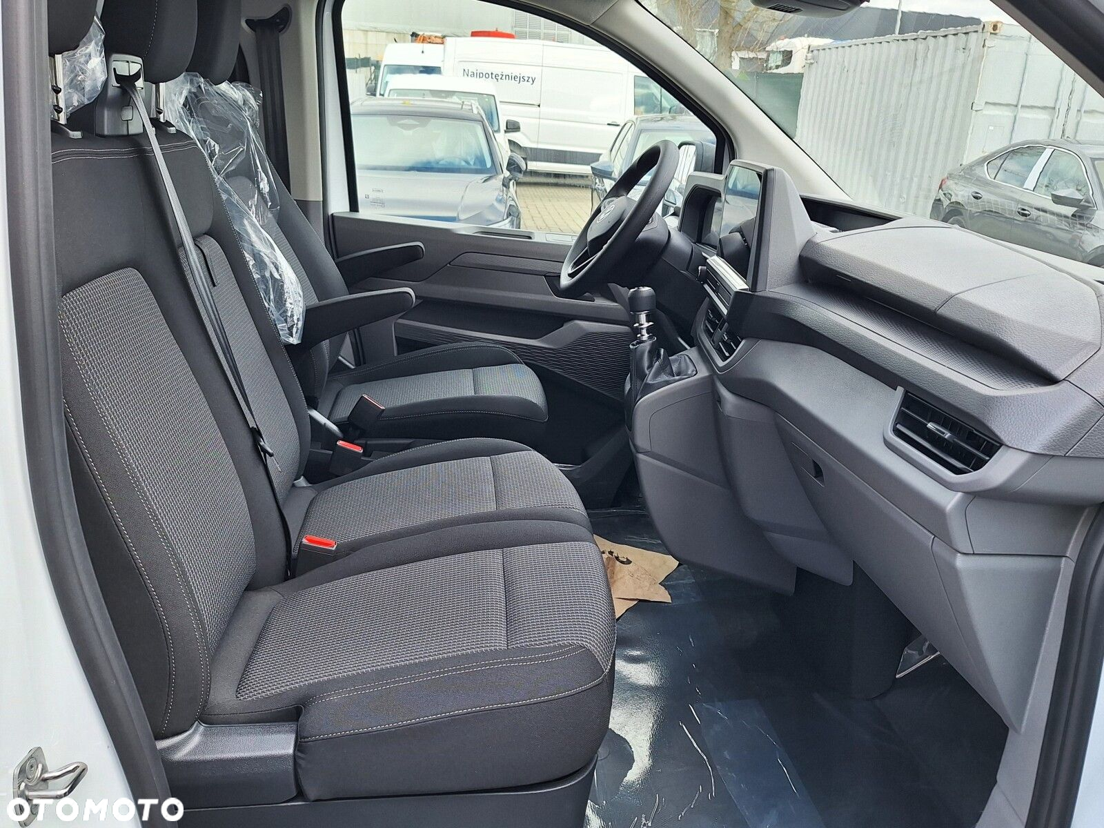 Volkswagen Transporter Furgon, 2,0TDI 150KM, 6-bieg.manualna, r.o :3500 mm - 18