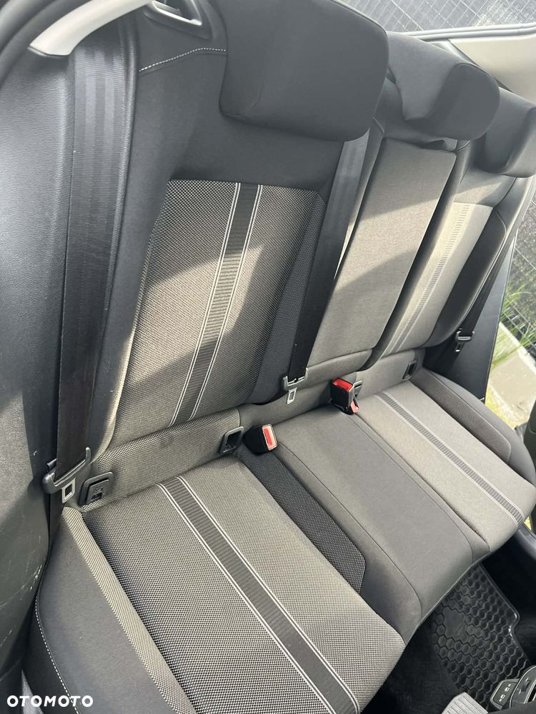 Volkswagen T-Roc 2.0 TDI SCR DPF Advance - 11