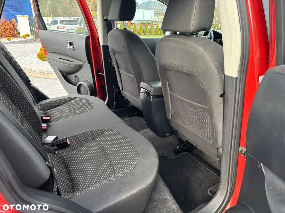 Nissan Qashqai 1.6 visia - 21