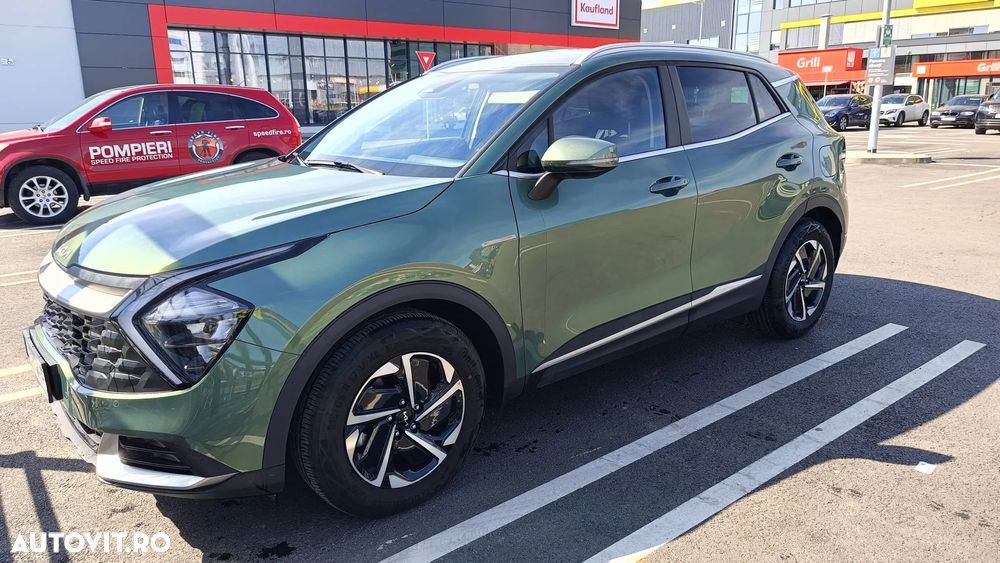 Kia Sportage 1.6 T-GDI 7DCT HP 4x2 MHEV Style - 8