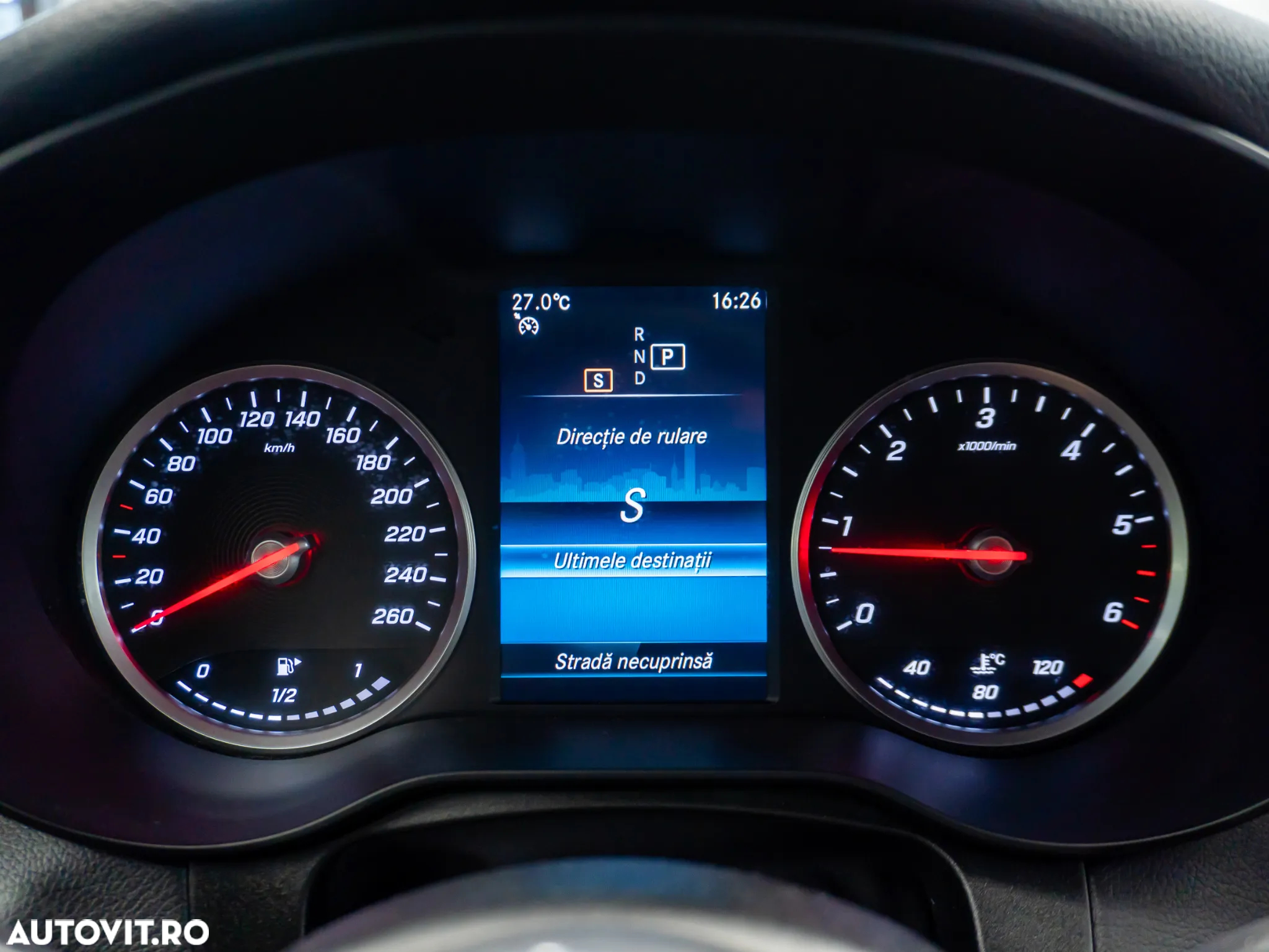 Mercedes-Benz GLC 220 d 4Matic 9G-TRONIC - 38