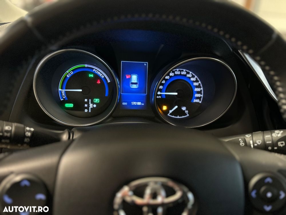 Toyota Auris 1.8 VVT-i Automatik Team Deutschland - 12