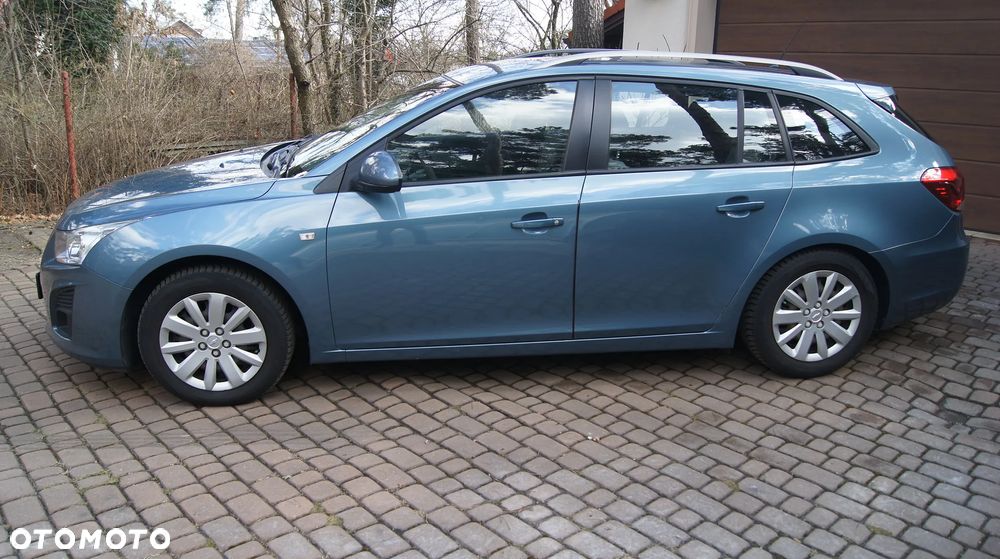 Chevrolet Cruze 1.6 LT - 8