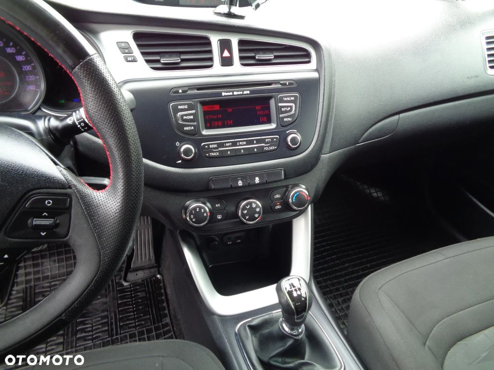 Kia Ceed 1.6 CRDi XL - 12